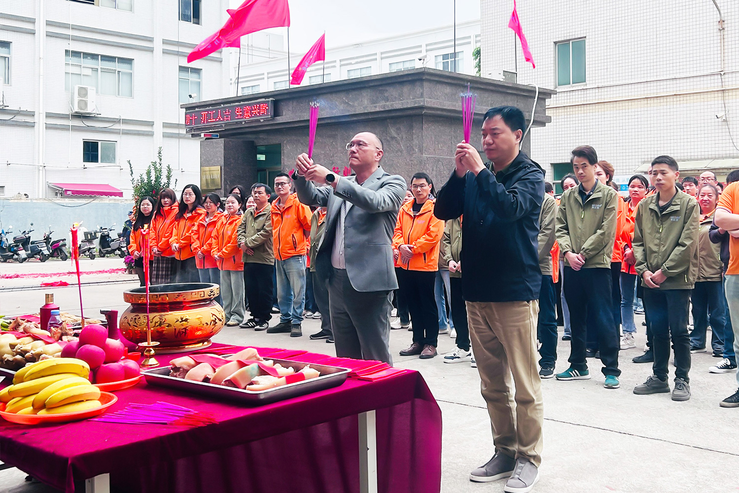 開工大吉啟新篇 卡立方集團深圳寧夏兩大生產(chǎn)基地八大工廠同步開工