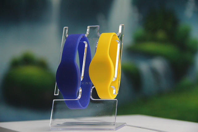 3D會(huì)員卡引領(lǐng)零售業(yè)新營銷時(shí)代--卡立方智能卡