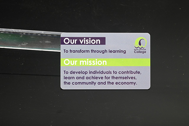 酒泉公交滴膠卡系統(tǒng)升級(jí)后將支持移動(dòng)NFC手機(jī)刷卡