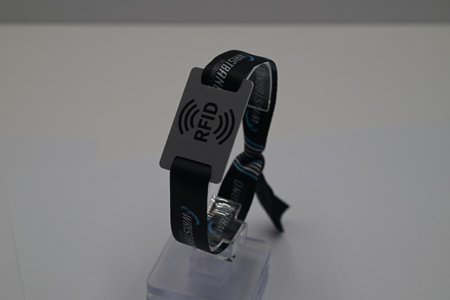 如何設(shè)計、制作高檔的VIP會員卡？